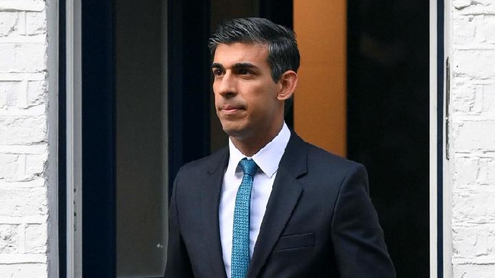 Rishi Sunak, Politisi Berdarah Asia Pertama yang Jadi PM Inggris